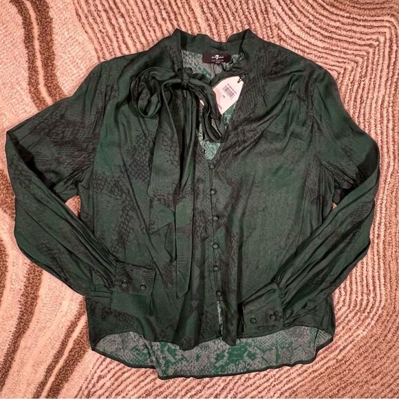 7 for all mankind top 🖤 snake print 🖤 green and black 🖤 new 🖤 size XS - Picture 1 of 10